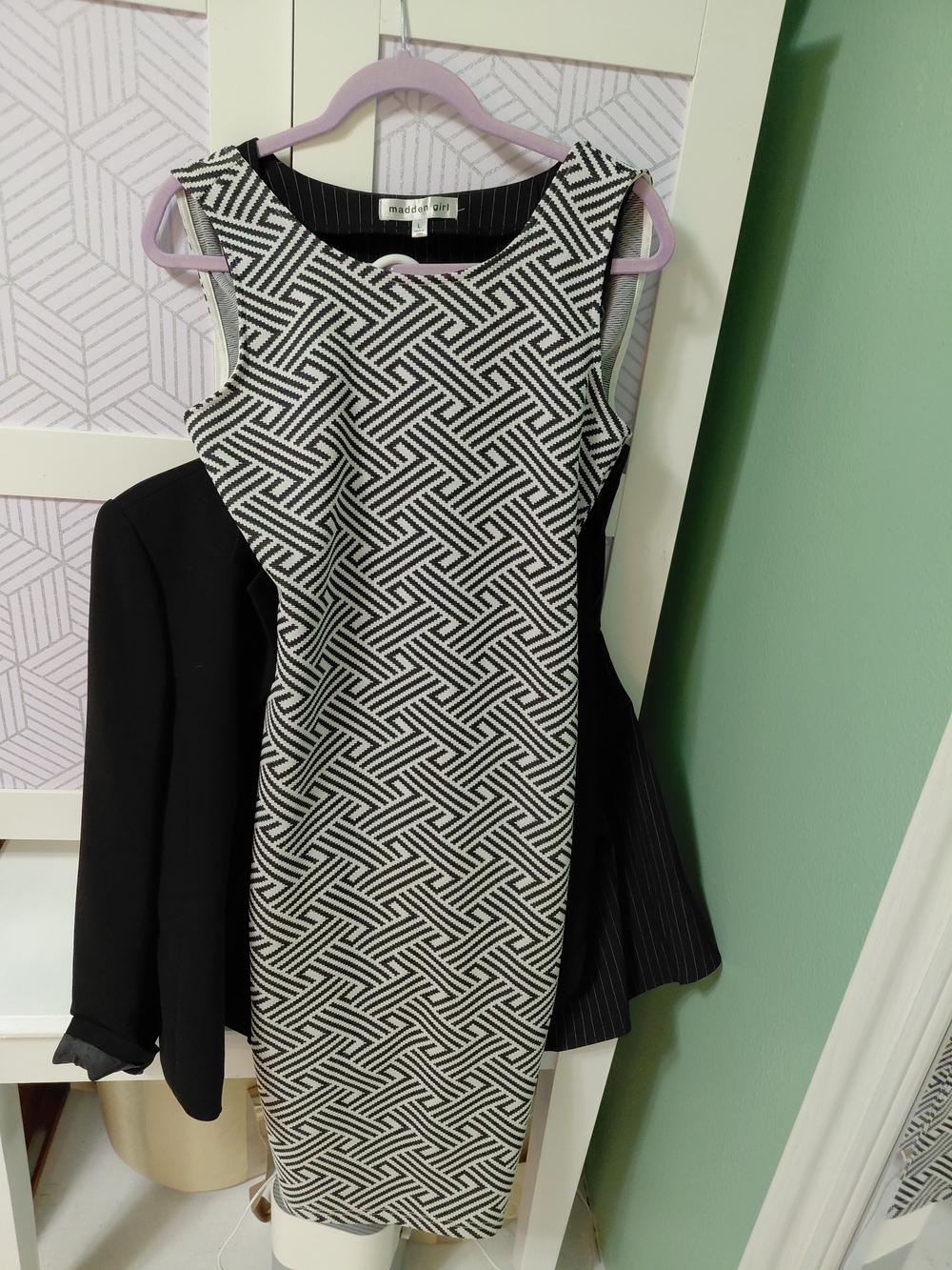 RD Style Brand- Black & White Sleeveless Bodycon Style Dress